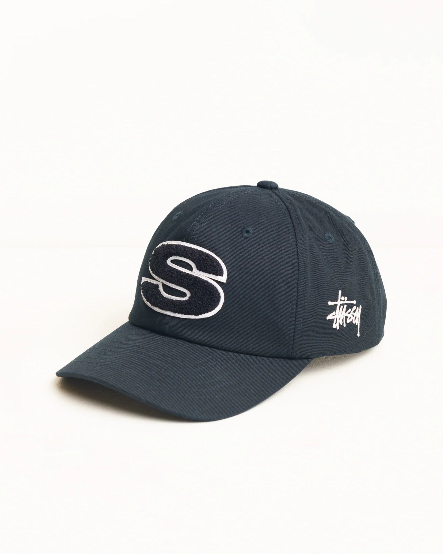 Stussy "Chenile S Snapback Cap" - Onyx
