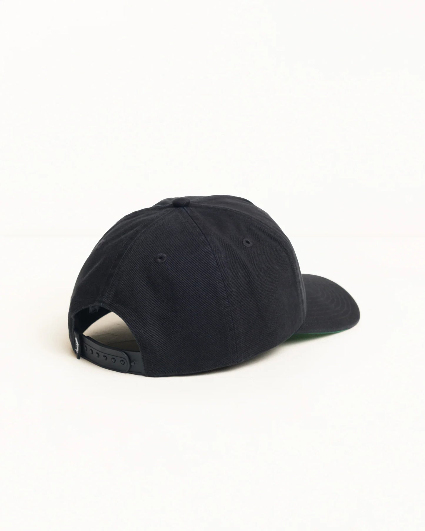 Stussy "Big Stock Mid Depth Hat" - Black