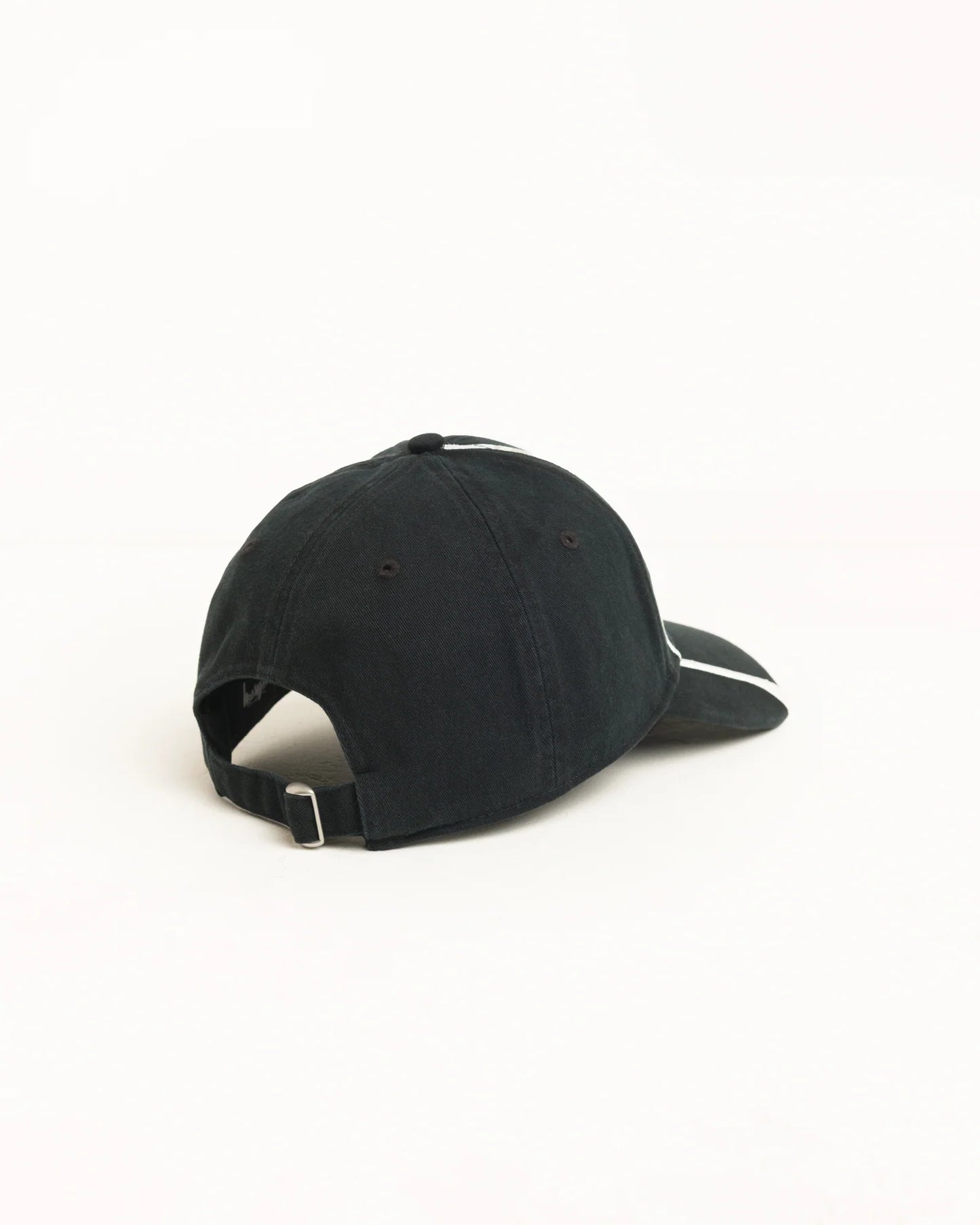 Stussy "S Oval Cap" - Black
