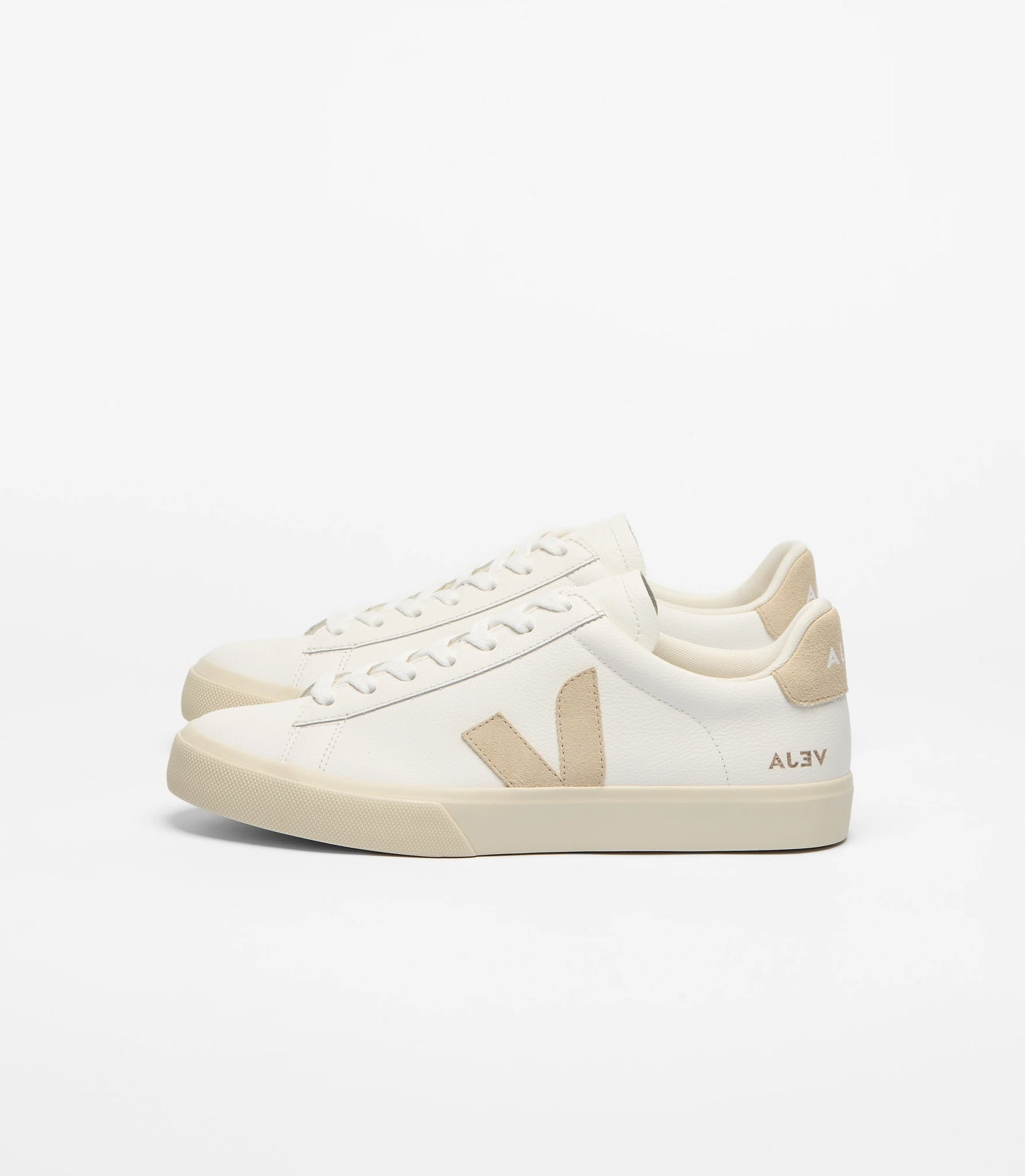Veja "Campo Leather" Womens - Extra White Almond