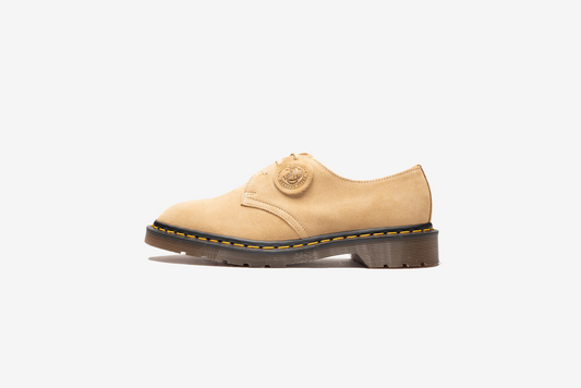Dr. Marten's "1461 Made In England Buck Suede Oxford" M - Almond Beige