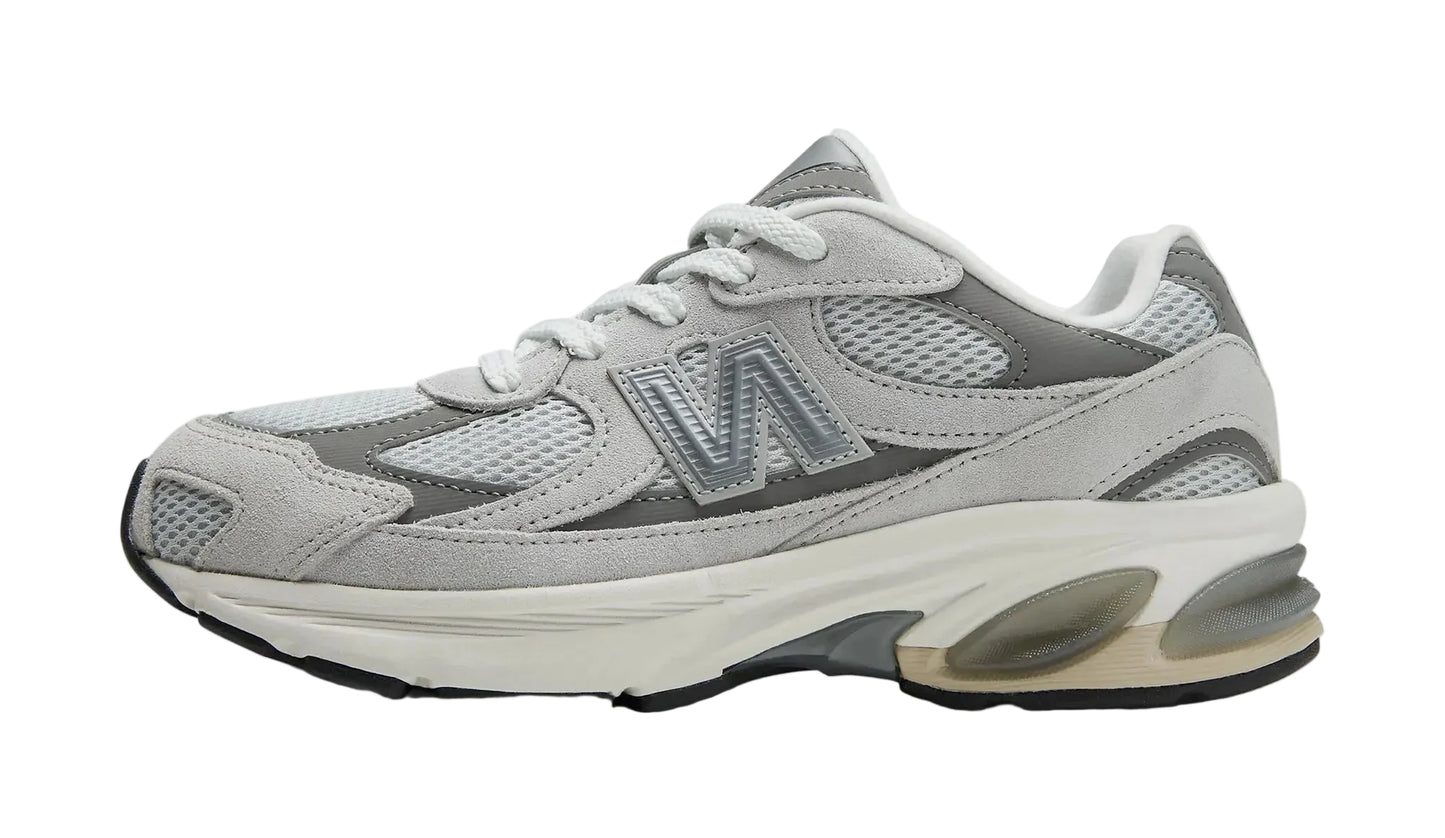 New Balance "2010 Lace" Grade School - Grey / Grey
