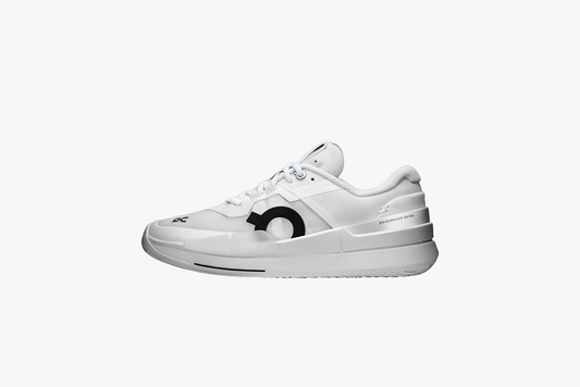 On "THE ROGER Pro 2" W - All White