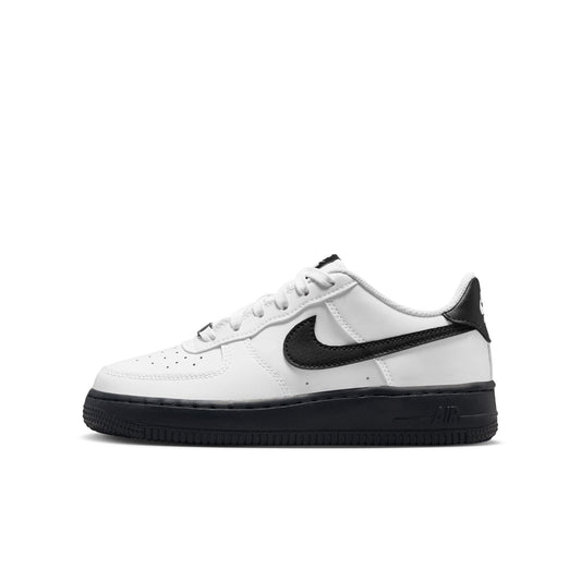 Nike "Air Force 1" Grade School - White / Black