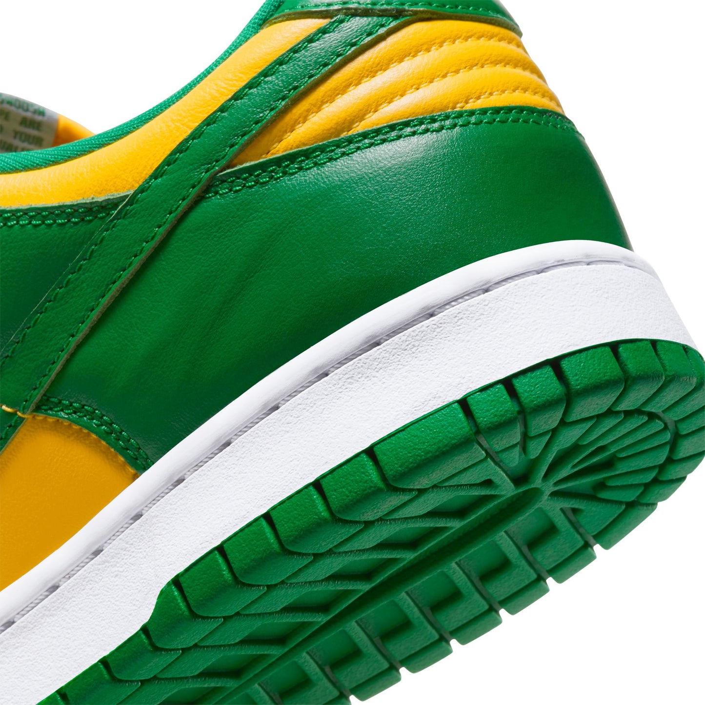 Nike "Dunk Low SP" Mens - Varsity Maize / Pine Green / White