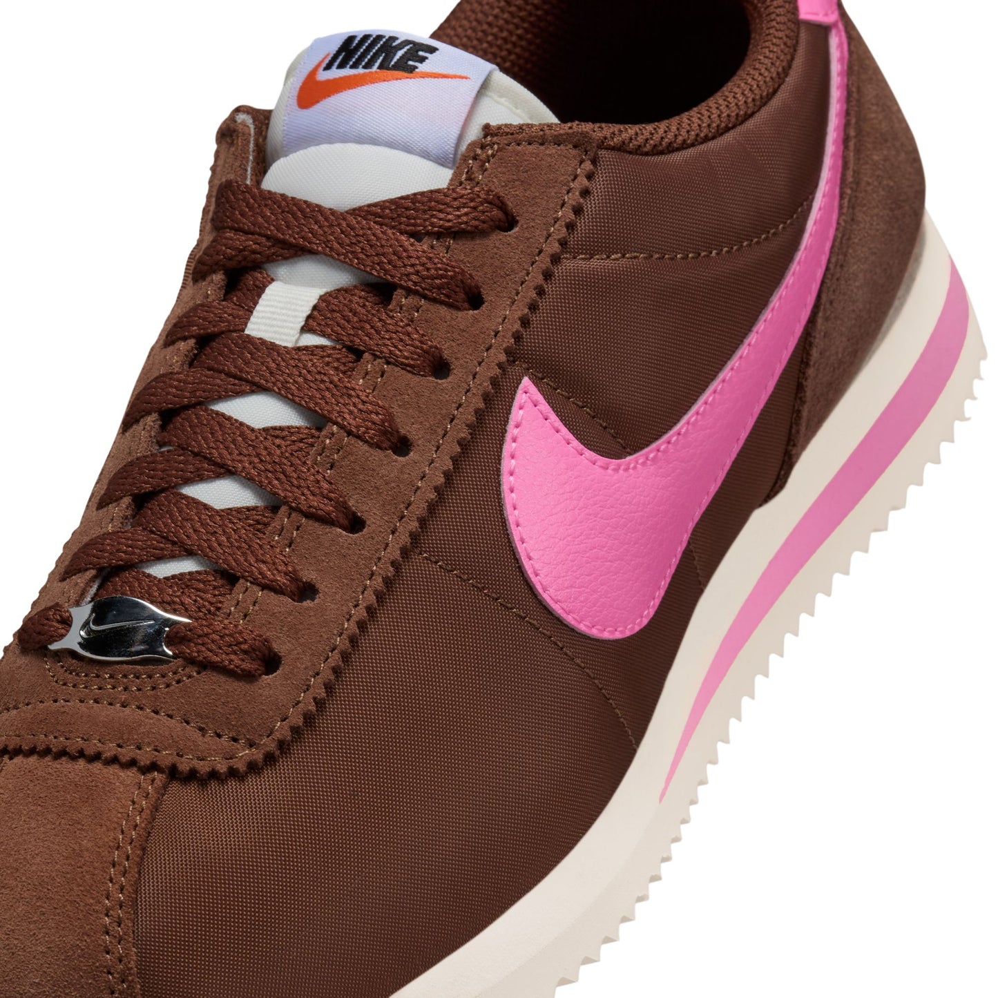 Nike "Cortez" W - Fauna Brown / Pink Spell