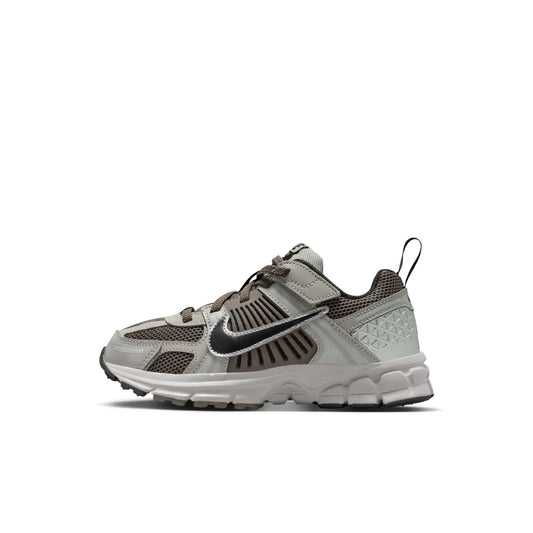Nike "Vomero 5" PS - College Grey / Black / Cave Stone