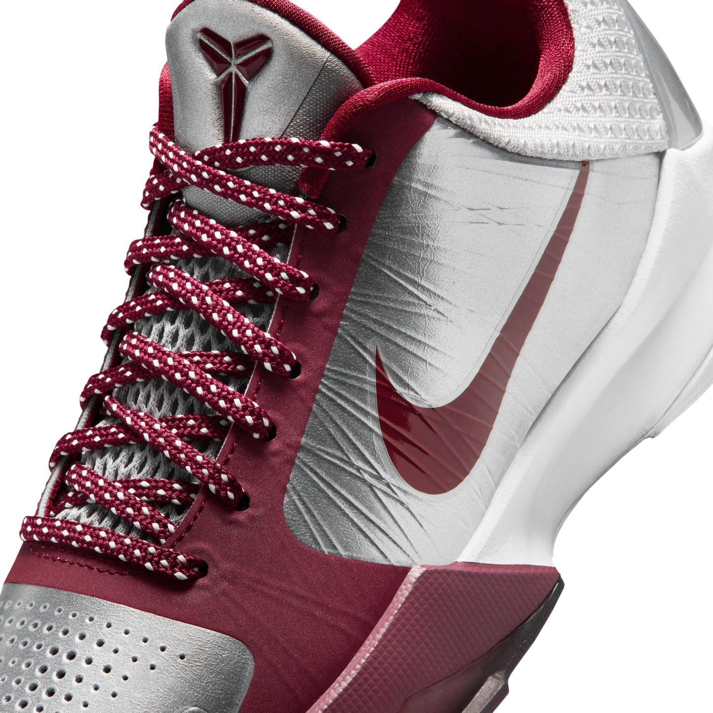 Nike "Kobe V" Grade School - Metallic Silver / Team Red