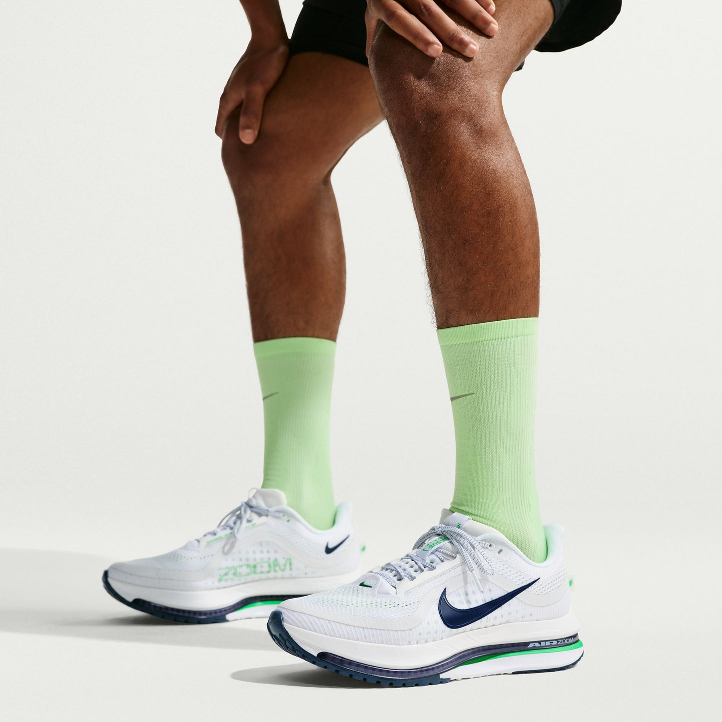 Nike "Pegasus Premium" Mens - White / Green Spark / Midnight Navy