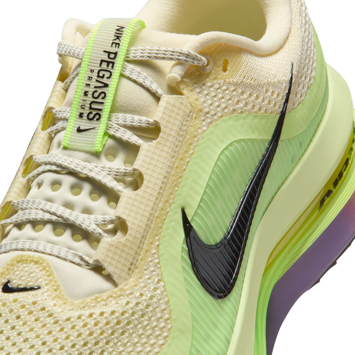 Nike "Pegasus Premium" M - Alabaster / Black / Barely Volt