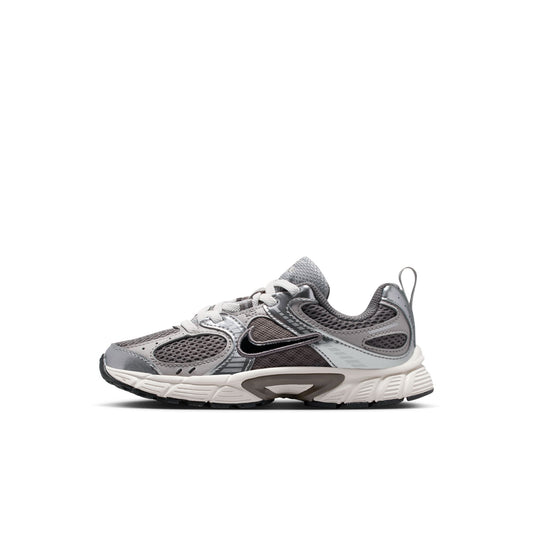 Nike "V5 RNR" PS - Cave Stone / Black