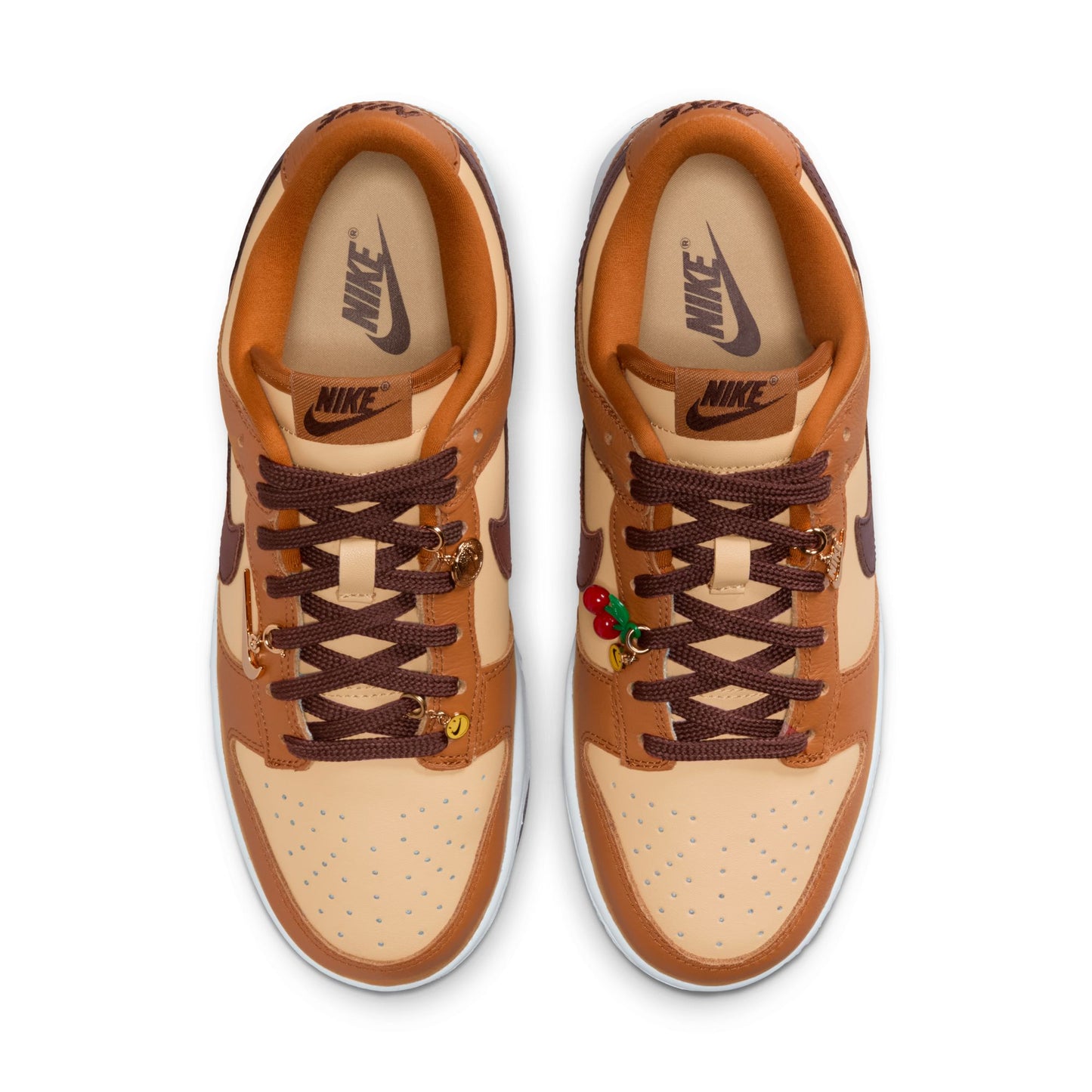 Nike "Dunk Low" Womens - Desert Ochre / Fauna Brown
