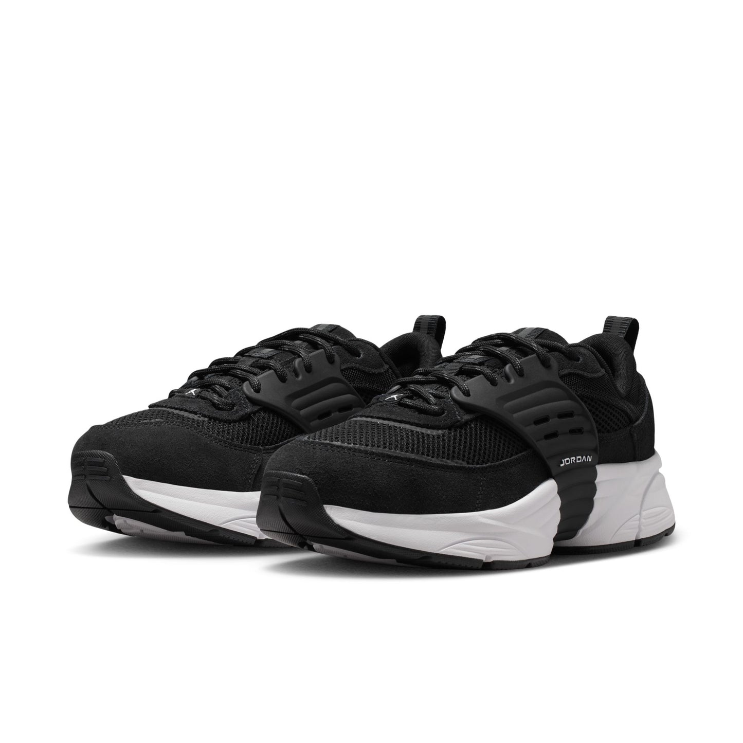 Air Jordan " Trunner O/S " Mens - Black / White