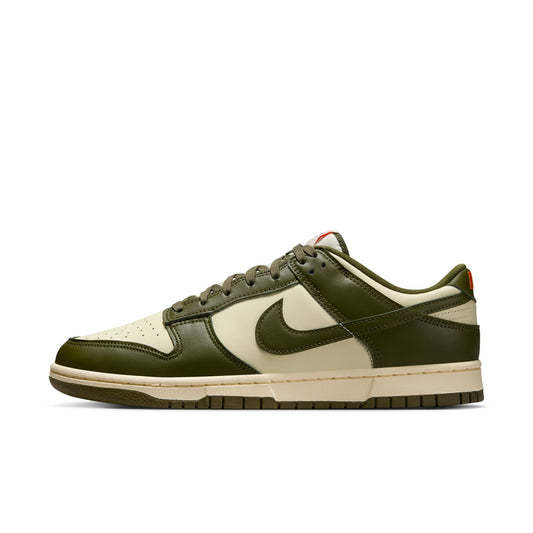 Nike "Dunk Low Retro" M - Coconut Milk / Rough Green