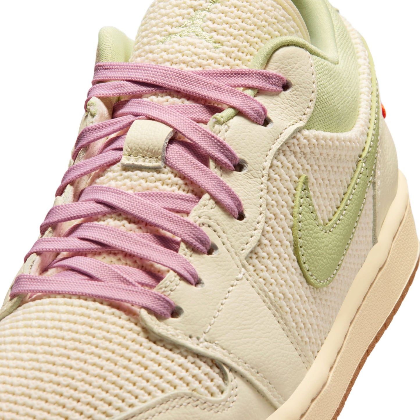 Air Jordan "1 Low SE" Womens - Sail / Iced Carmine-Olive Aura