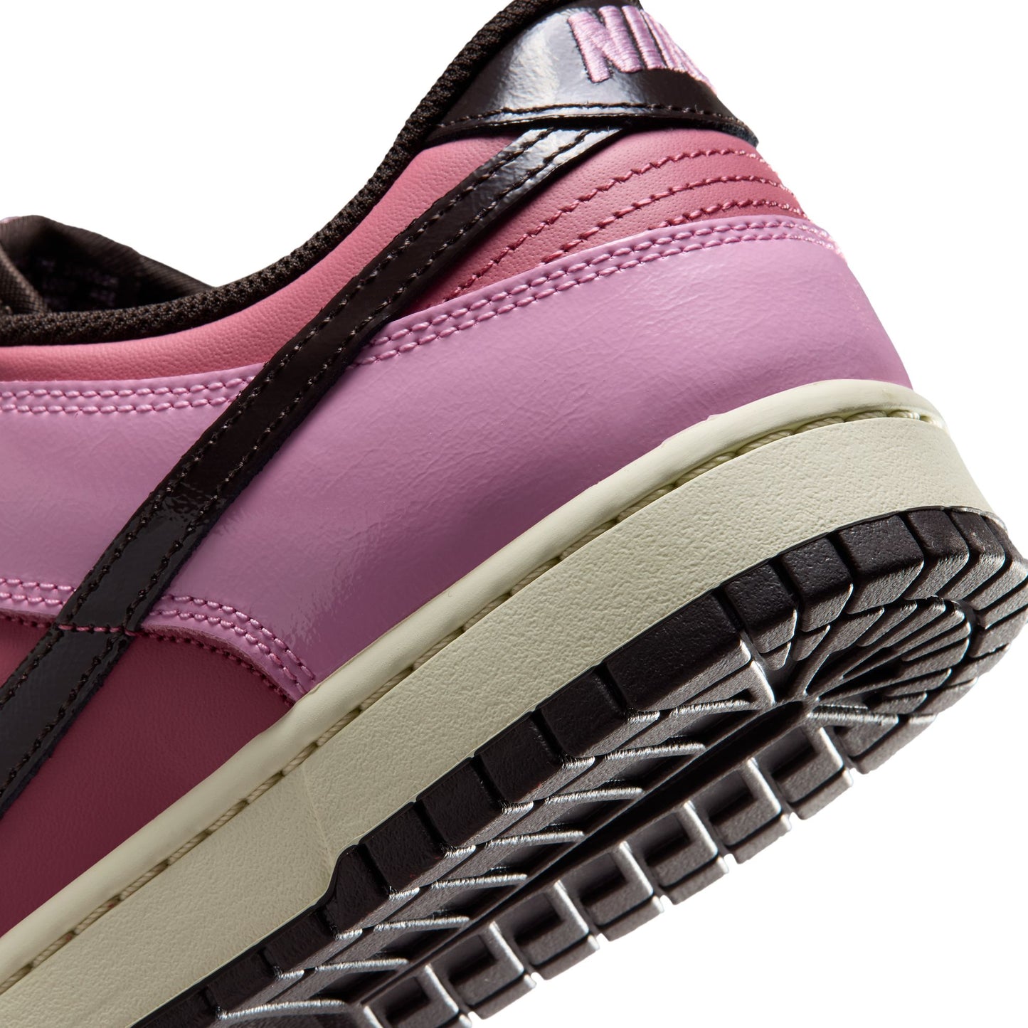 Nike "Dunk Low Retro" Mens - Pink Rise / Velvet Brown