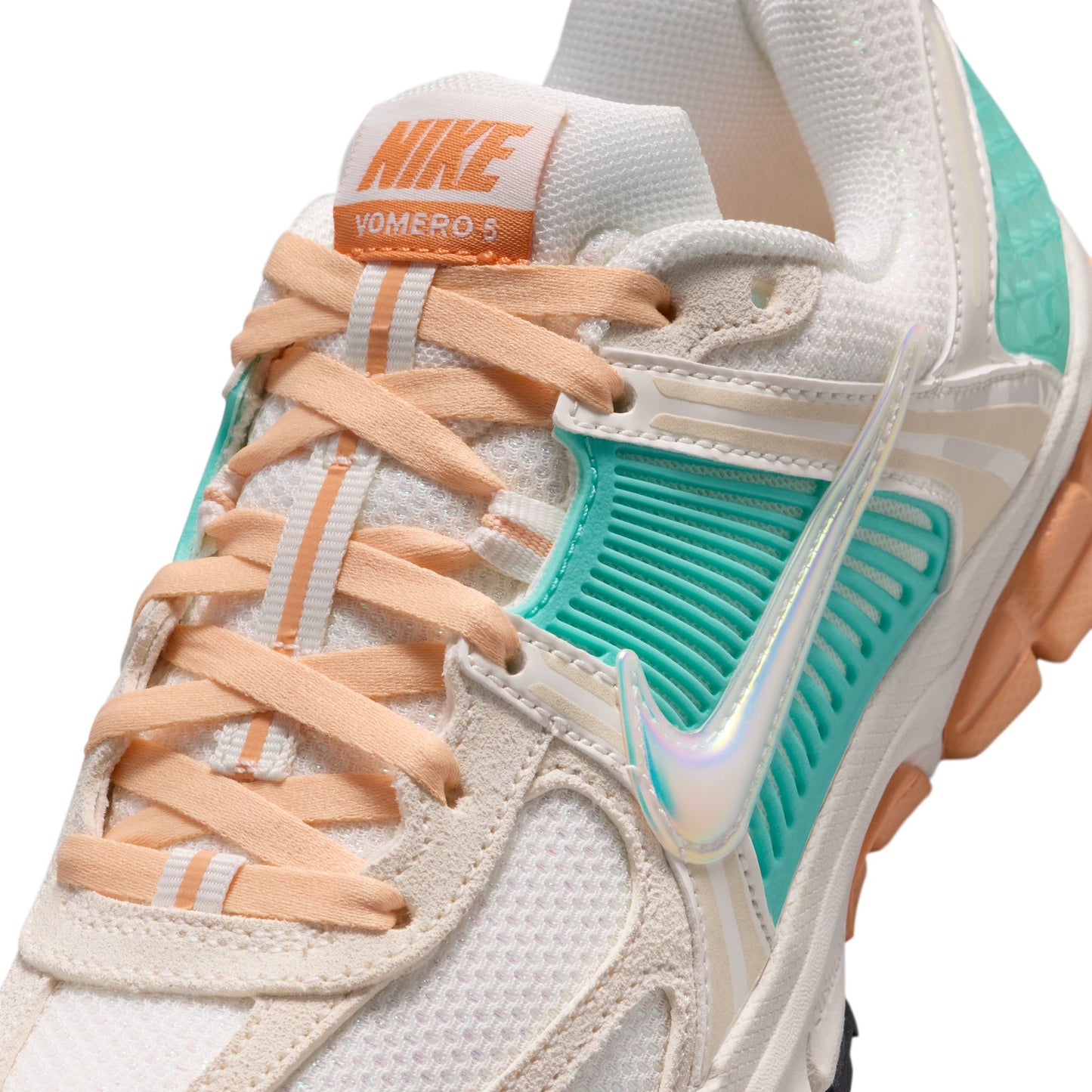 Nike "Zoom Vomero 5 BG" GS - Sail / Orange Chalk
