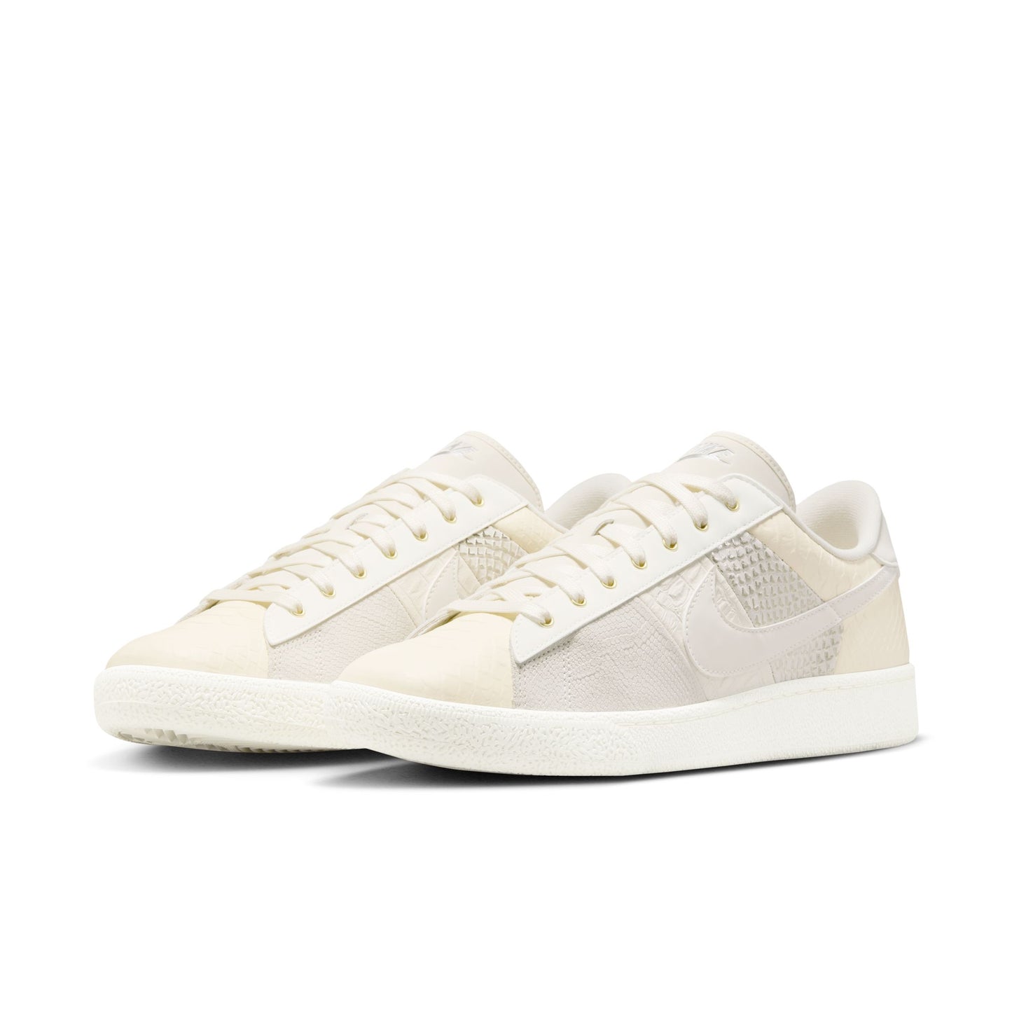 Nike "Tennis Classic CS PRM" Mens - Pale Ivory / Pale Ivory