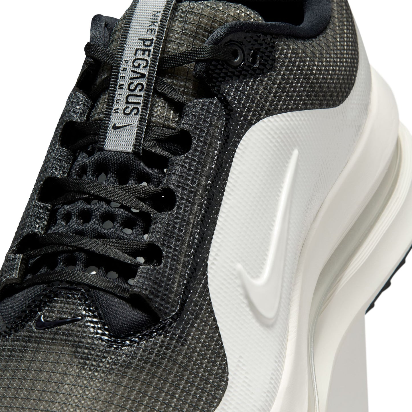 Nike "Pegasus Premium SP" Mens - Black / Sail / Sail