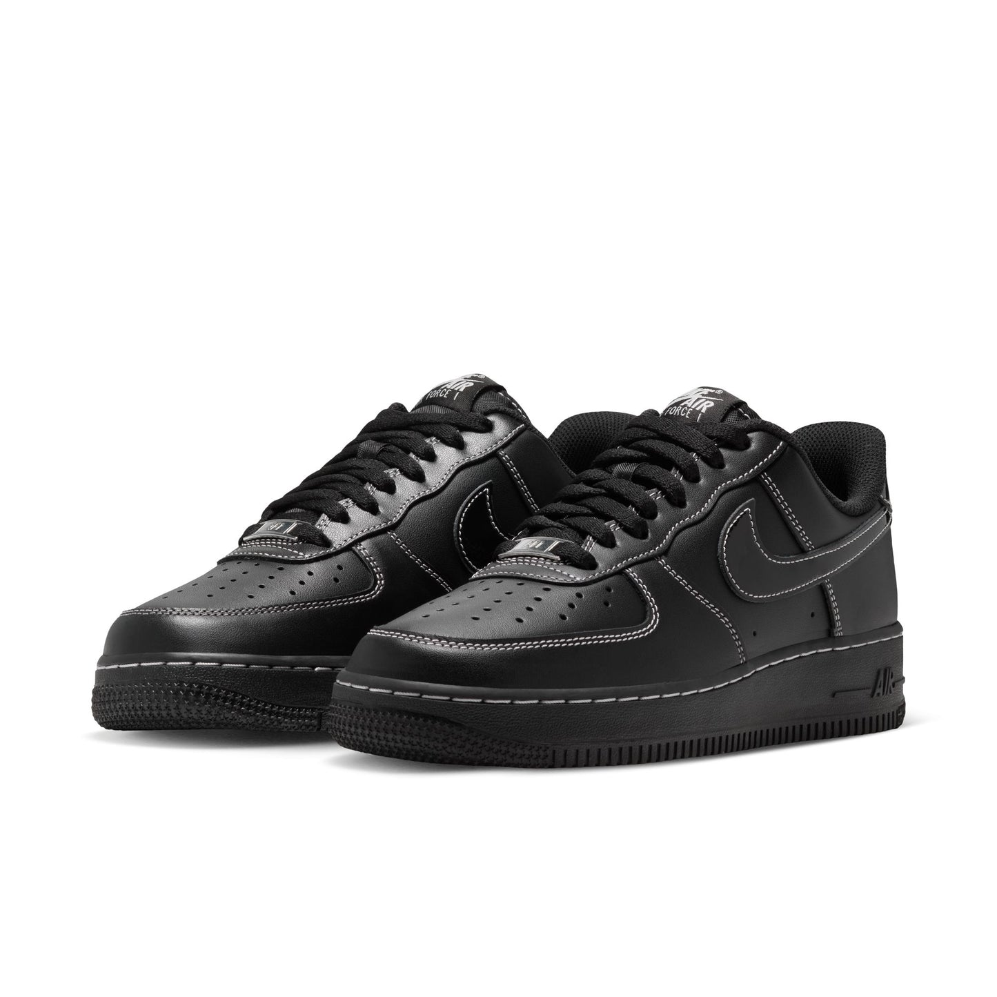 Nike "Air Force 1" 07' Essential+ Womens - Black / Black / White