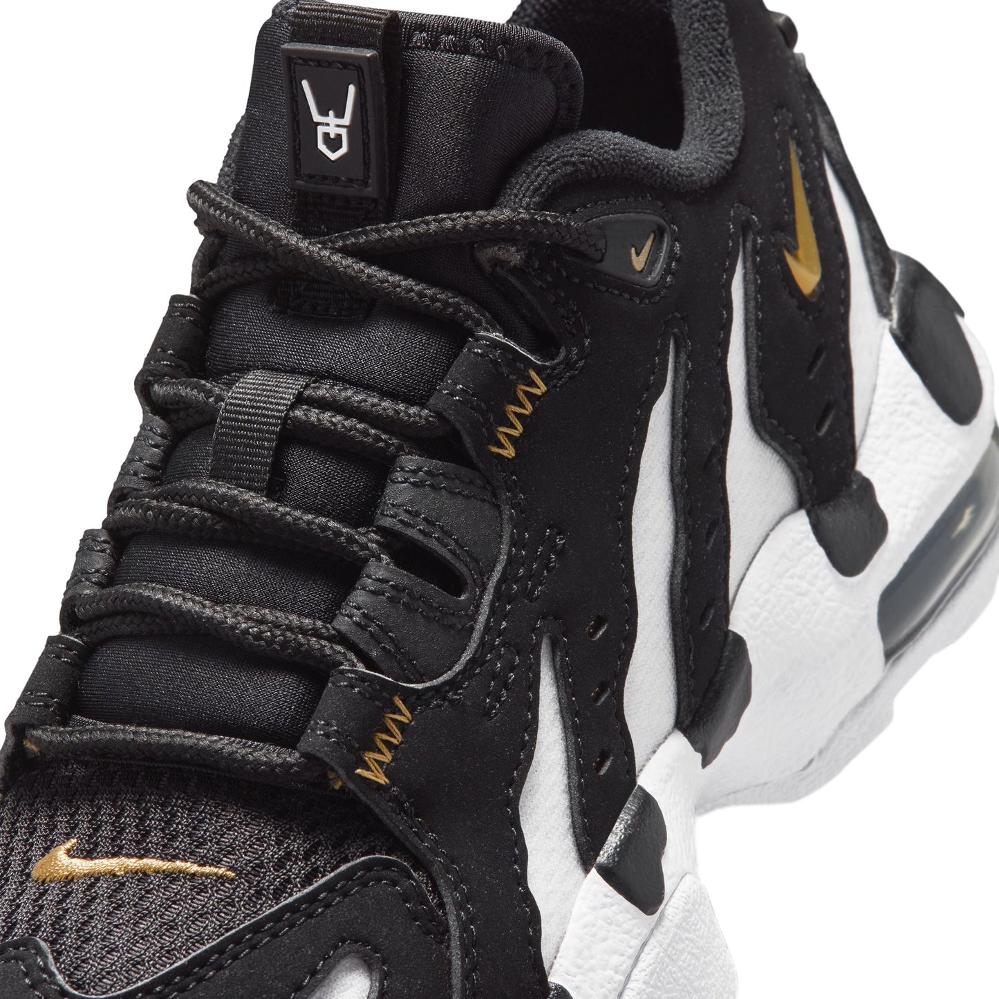 Nike "Air DT Max '96 Low" Grade School - Black / Metallic Gold
