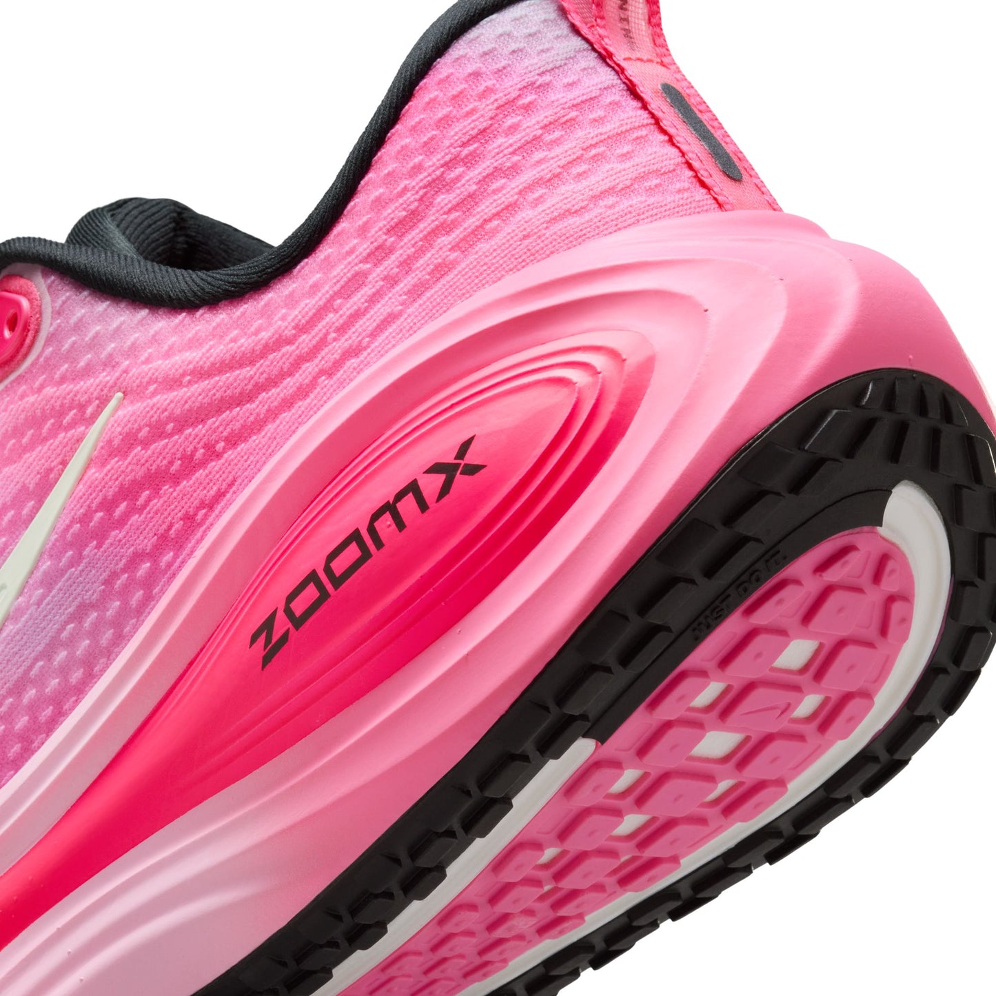 Nike "Vomero Plus" Womens - Pearl Pink / Summit White