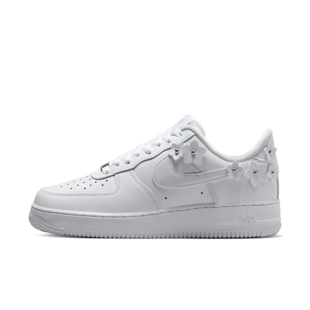 W AIR FORCE 1 '07 ポニーヘアー メンズ25.5 レディース26 Nike 