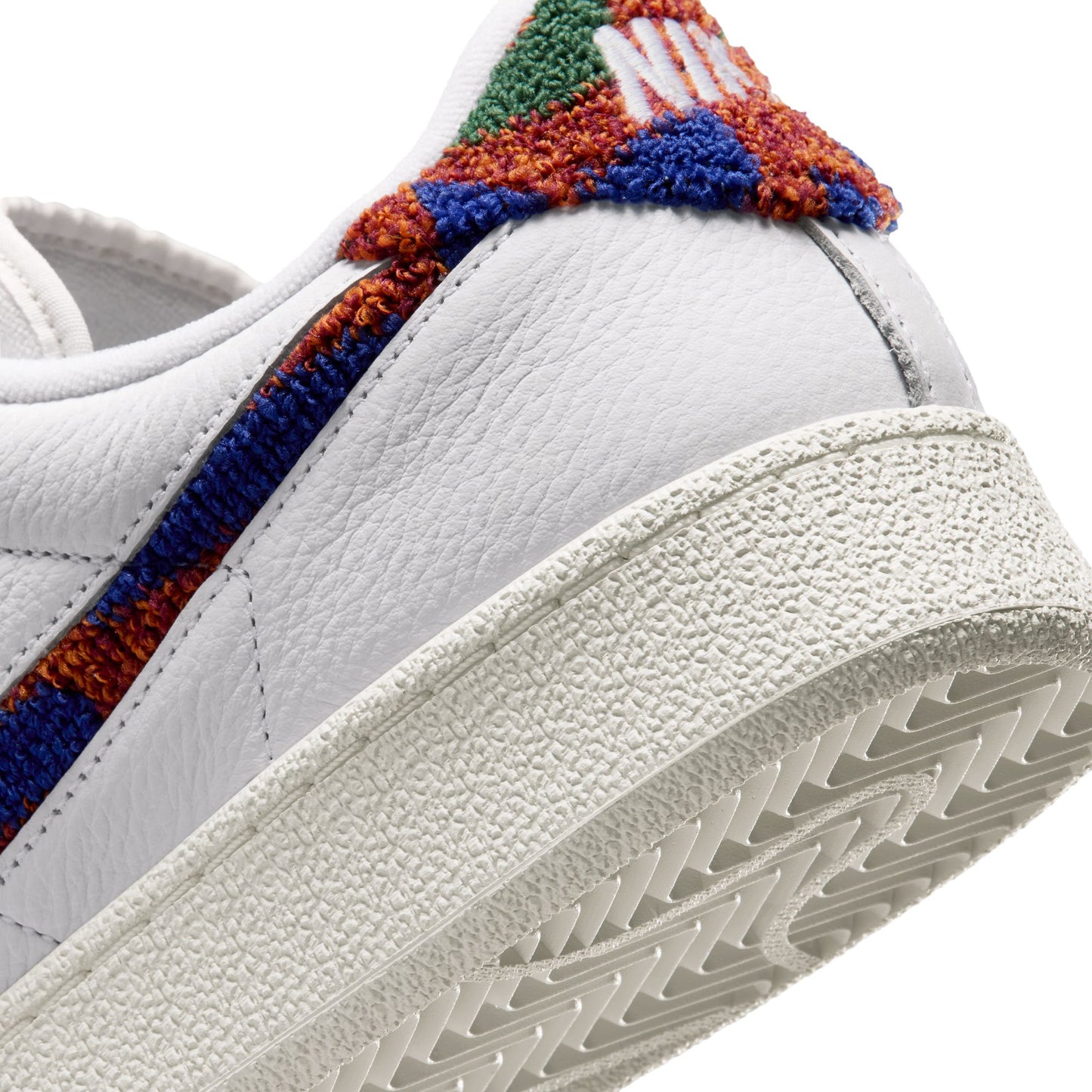 Nike "Tennis Classic CS PRM Terry 2" Mens - White / White Sail / Safety Orange