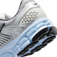 Nike "Zoom Vomero 5" Womens - Photon Dust / Metallic Silver