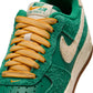 Nike "Air Force 1 '07" Womens - Malachite / Coconut Milk