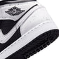 Air Jordan "1 Mid BG" Grade School - Black / White
