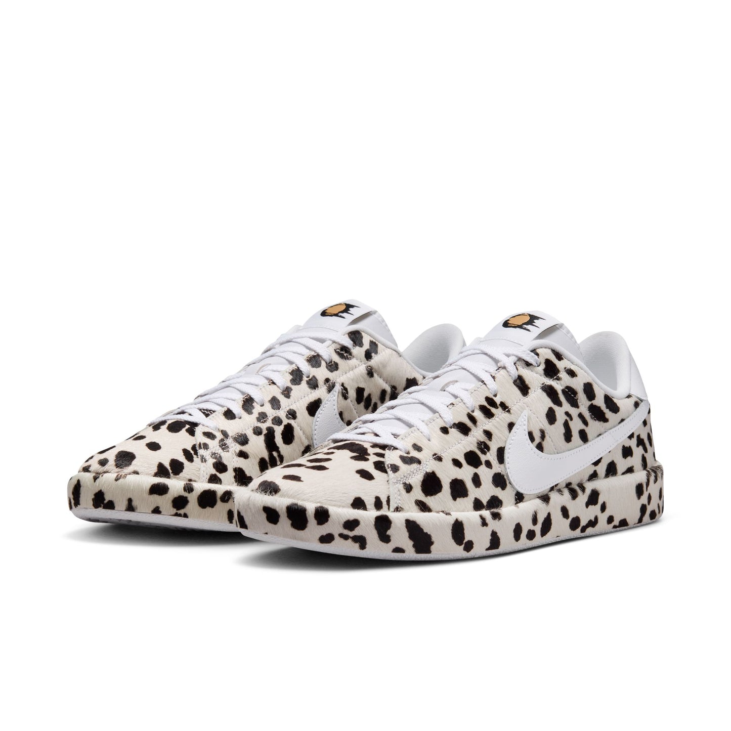 Nike "Tennis CS PRM Chew Dog" Mens - White / White / Black