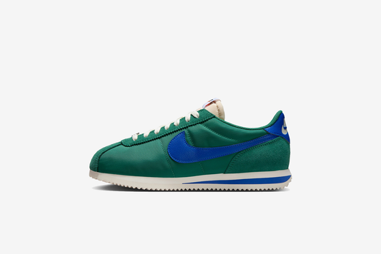 Nike "Cortez" W -Evergreen Aura / Hyper Royal