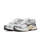 Nike "V5 RNR" M - White / Medium Ash