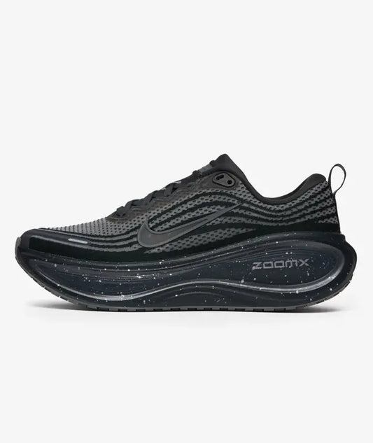 Nike "Vomero 18 Plus Speckle" M - Anthracite / Black-Dark Obsidian