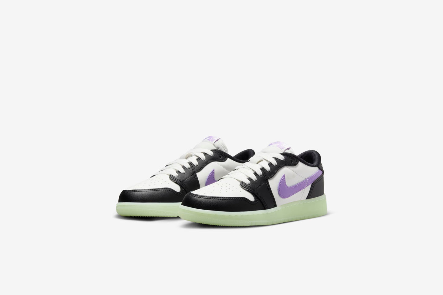 Air Jordan 1 Retro Low OG GS Black Black Raspberry Manor