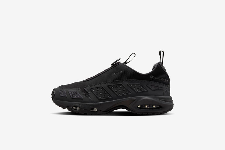 Nike-6_b5a7b748-a63a-4889-9ee0 