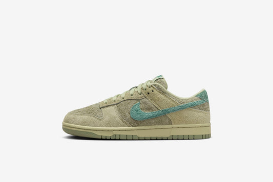 Nike "Dunk Low" W - Olive Aura / Bicoastal / Oil Green