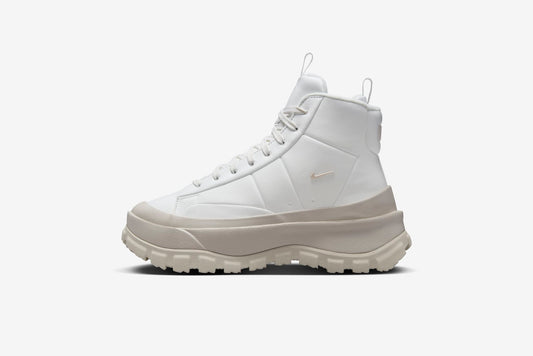 Nike "Blazer Roam Mid" W - Summit White / Phantom