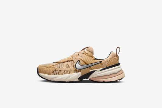 Nike "V2K Run" W -  Sesame / Chrome / Orewood Brown