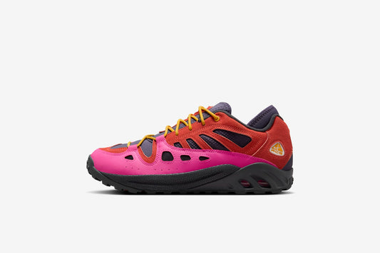 Nike "ACG Air Exploraid" M -Lt Wild Mango / University Gold