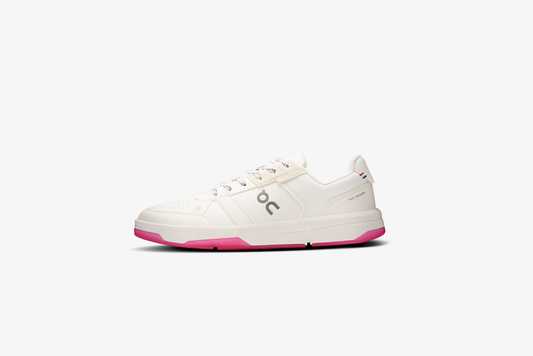 On "The Roger Clubhouse" M - White / Grenadine
