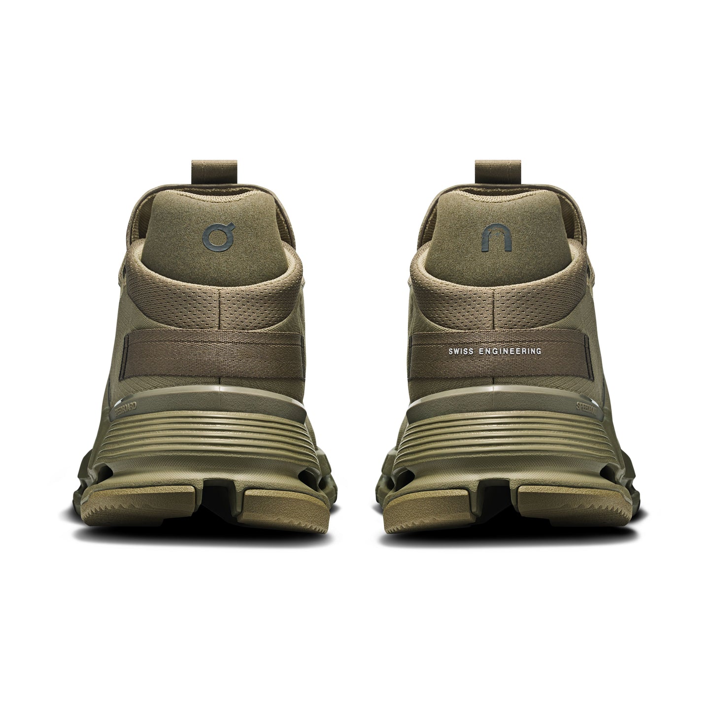 On "Cloudnova 2" M - Grove / Thorn