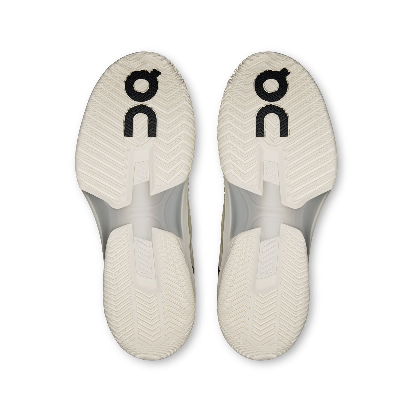 On "THE ROGER Pro Fire" Mens - Pearl / Ivory