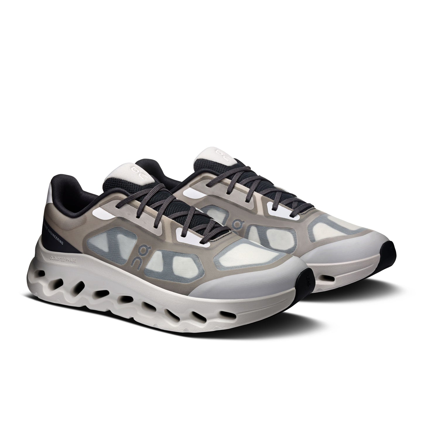 On "Cloudtilt Remix" Mens - Black / Ivory