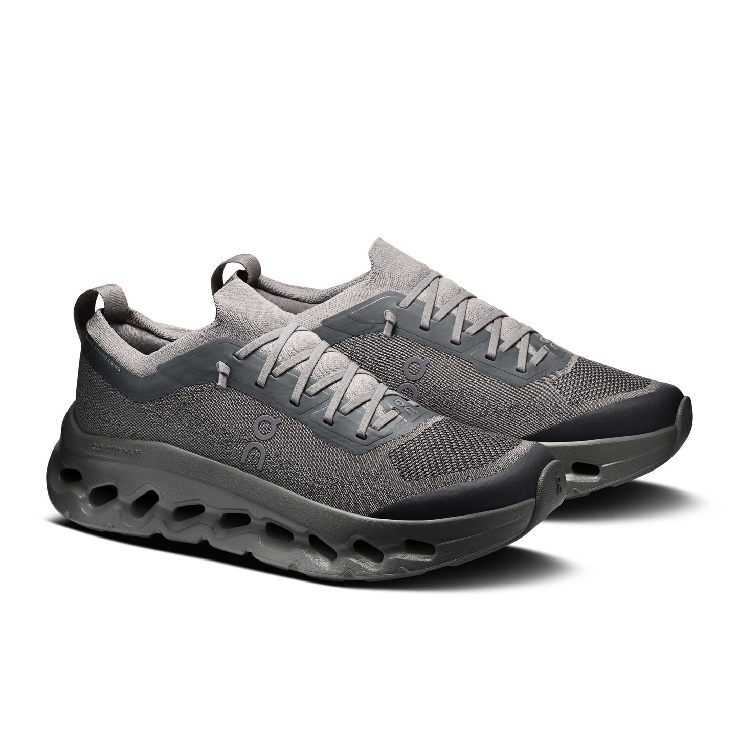 On "Cloudtilt Moon" Womens - Nickel / Nickel