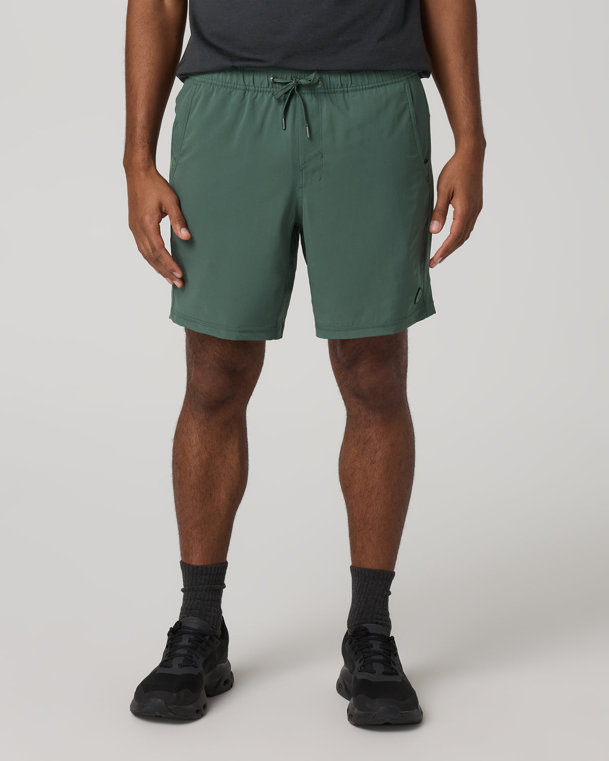 Vuori "Kore Short Lined 7"" Mens - Agate Green Tonal
