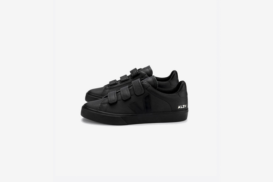 Veja "Recife Logo Chrome Free Leather" W - Full Black