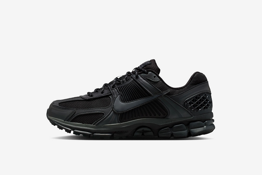 Nike "Vomero 5 SE"  M - Black / Black Anthracite