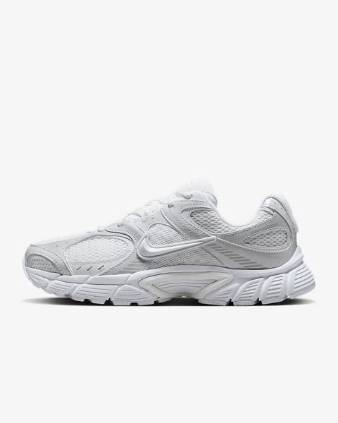 【Nike】 V5 RNR White Men NIKE V5 RNR Mens Shoes - WHT/BLK - 10.5 | Tillys